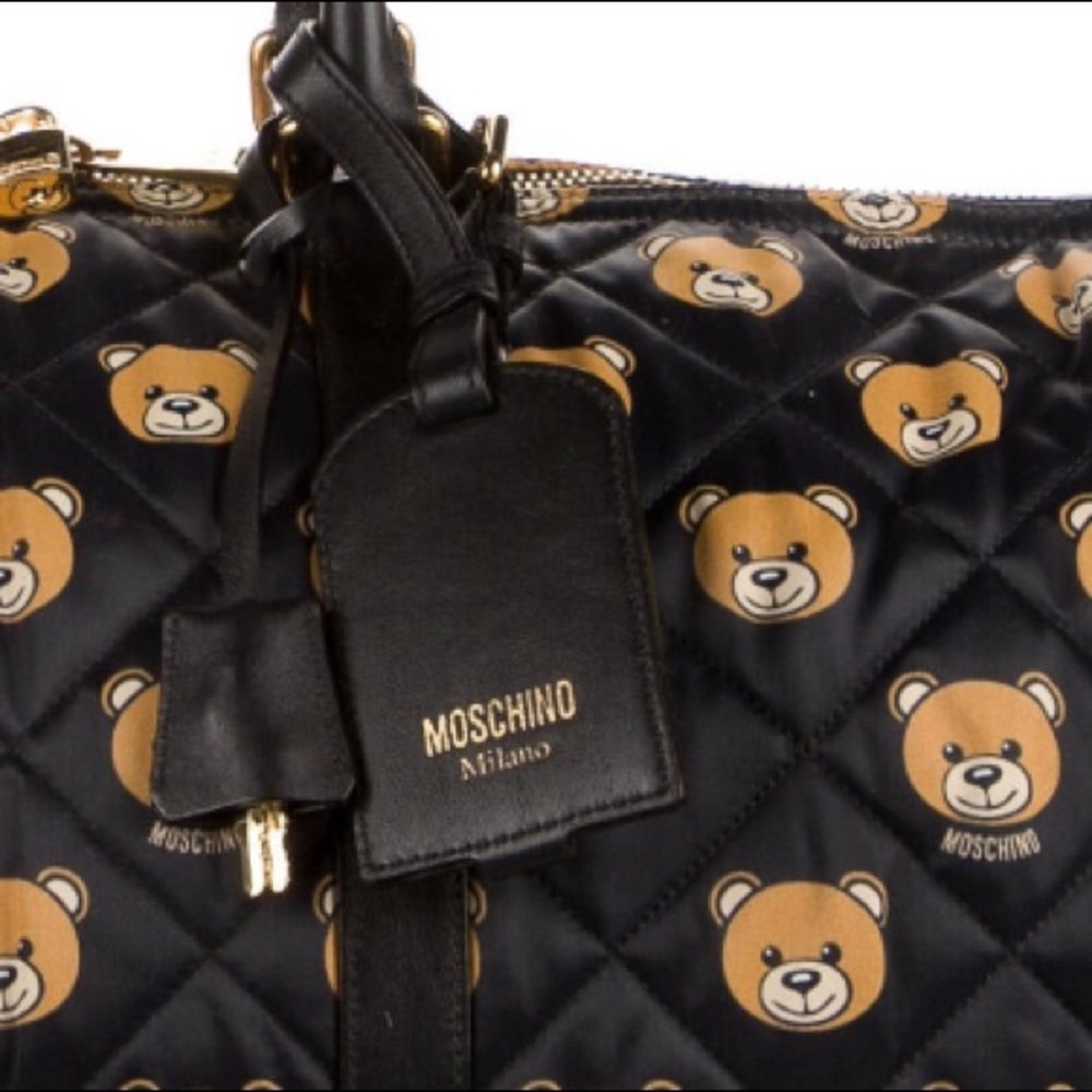 Moschino Bear Print Quilted Weekender Bag - Picture 8 of 17